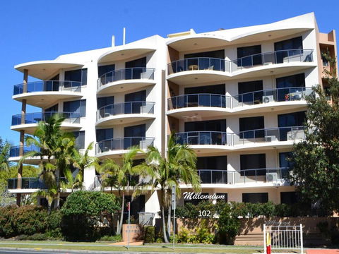 Millennium 102 With Pool In Complex - 1 Gold Coast 6