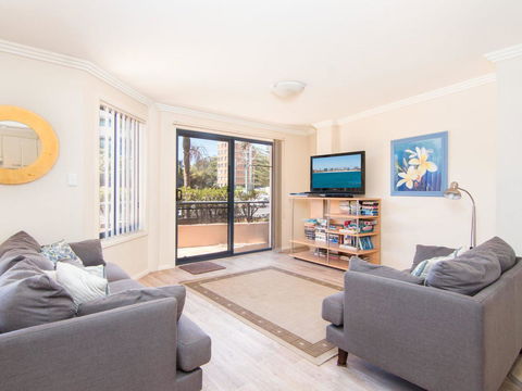 Millennium 102 With Pool In Complex - 1 Gold Coast 7