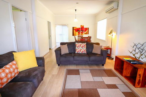 Interlude At Belmont - Gold Coast 4U 5