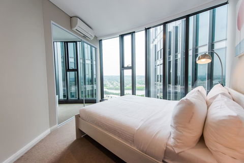 180Â° Water View Three Bedroom (wooden Furniture) - Gold Coast 4U 12
