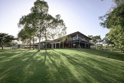 180Â° Water View Three Bedroom (wooden Furniture) - Gold Coast 4U 13
