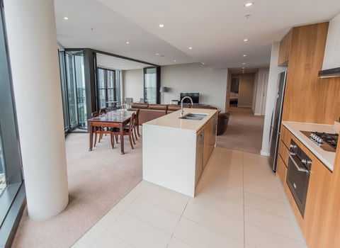 180Â° Water View Three Bedroom (wooden Furniture) - Gold Coast 4U 25