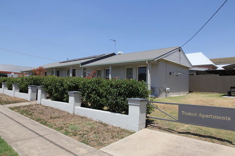 Tumut Apartments - Accommodation Gold Coast 14