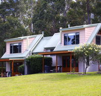 Bawley Bush Retreat and Cottages - Gold Coast 4U