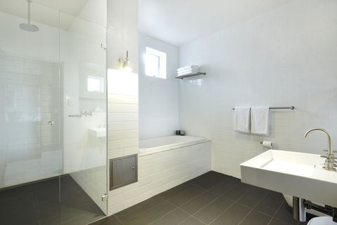 Harbour Rocks Hotel Sydney - Gold Coast 4U 29