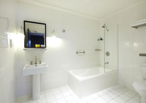 Harbour Rocks Hotel Sydney - Gold Coast 4U 27