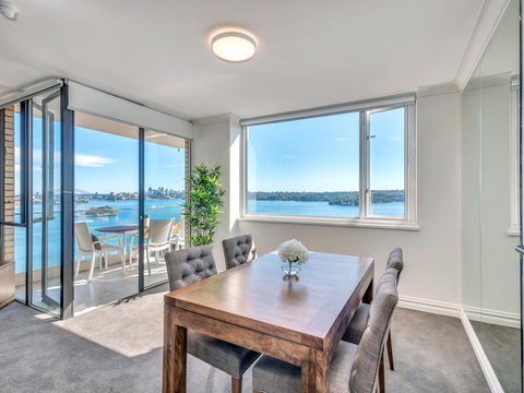 Panoramic Harbour Views And Unbeatable Comfort - 1 Gold Coast 6