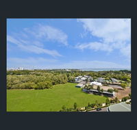 Nomikis'On The Avenue - Accommodation Gold Coast