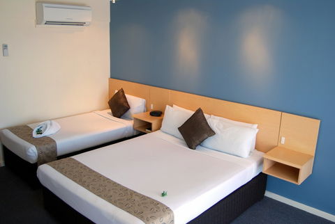 Stay At Alice Springs Hotel - Gold Coast 4U 25
