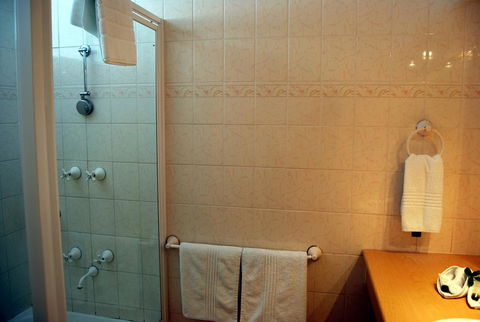 Stay At Alice Springs Hotel - Gold Coast 4U 26