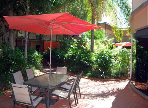 Stay At Alice Springs Hotel - Gold Coast 4U 13
