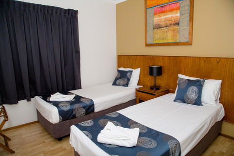 Cullen Bay Resorts - Accommodation Gold Coast 8
