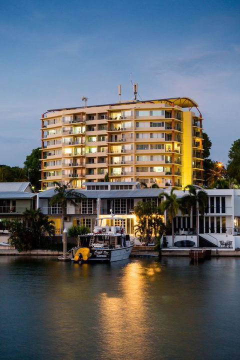 Cullen Bay Resorts - Accommodation Gold Coast 14