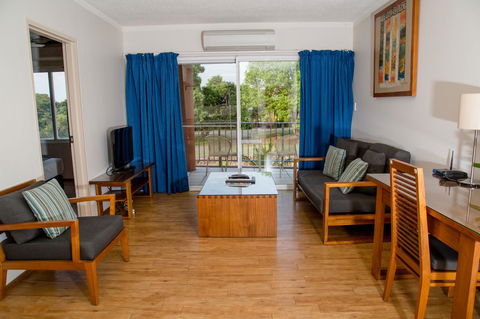 Cullen Bay Resorts - Accommodation Gold Coast 4