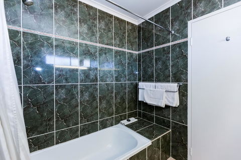 Elkira Court Motel - Accommodation Gold Coast 16