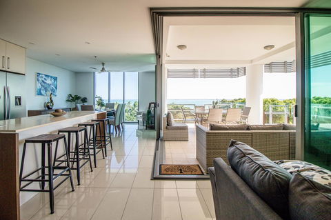 ZEN BY THE WATER - Esplanade Darwin Retreat - Accommodation Gold Coast 1