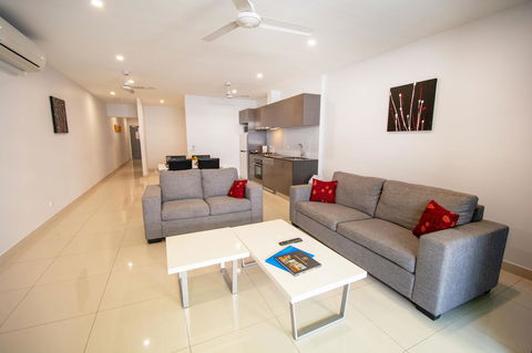 Magnum Serviced Apartments - Accommodation Gold Coast 14