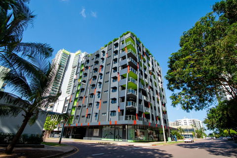 Magnum Serviced Apartments - Accommodation Gold Coast 32