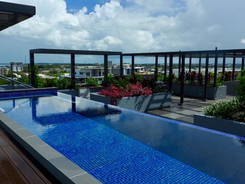 Magnum Serviced Apartments - Accommodation Gold Coast 19