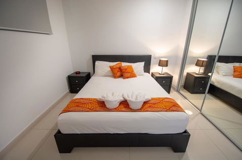 Magnum Serviced Apartments - Accommodation Gold Coast 3