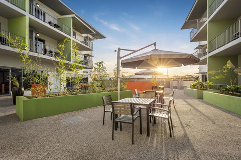 Hudson Berrimah - Accommodation Gold Coast 0