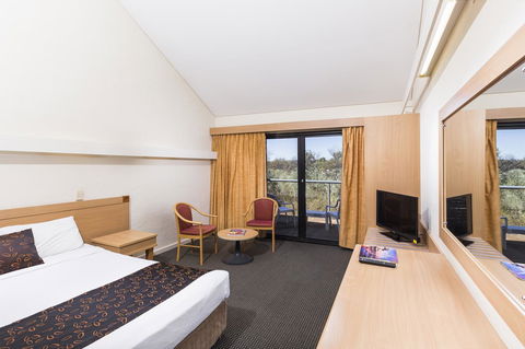 Discovery Resorts - Kings Canyon - Gold Coast 4U 2
