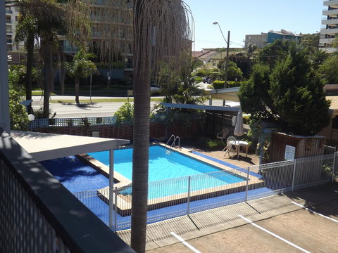 Golden Sands Motor Inn - Gold Coast 4U 9