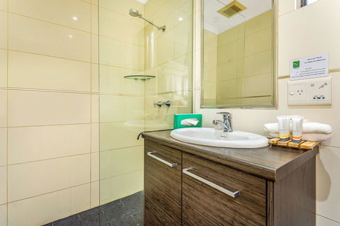 Quality Hotel Darwin Airport - Accommodation Gold Coast 2