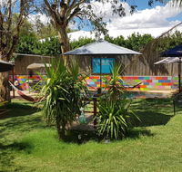 Alice's Secret Travellers Inn - Gold Coast 4U