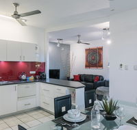 CitySide Apartment - 2 Bedroom with Private Courtyard - Accommodation Gold Coast