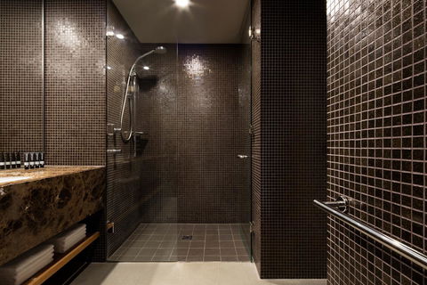 Hotel Realm - Accommodation Gold Coast 5