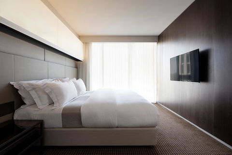Hotel Realm - Accommodation Gold Coast 15