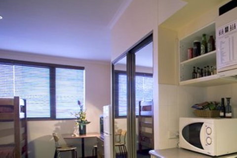 Madison Capital Executive Apartments - Accommodation Gold Coast 3