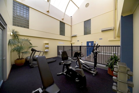 Madison Capital Executive Apartments - Accommodation Gold Coast 6