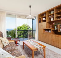 Bondi Apt. for 4 with Panoramic Ocean and Park Views - Accommodation Gold Coast