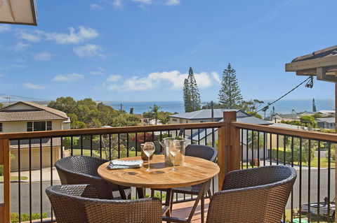 BonniEscape - Gold Coast 4U 1