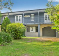 BONNY BEACH HOUSE - Holiday Accomodation with Pool - Gold Coast 4U