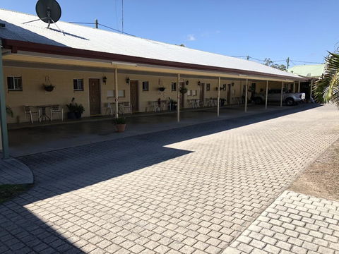 Bororen Hotel Motel - Accommodation Gold Coast 2