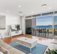 Boulder Bay Rd 2/2 - Fingal Bay - Gold Coast 4U