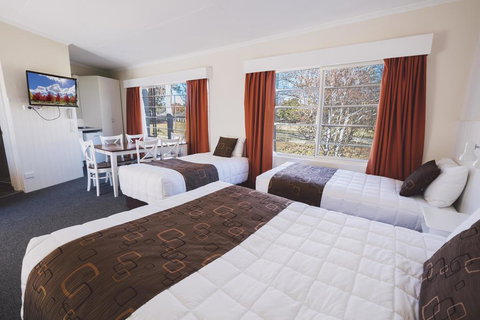 Boulevard Motel - 1 Gold Coast 0