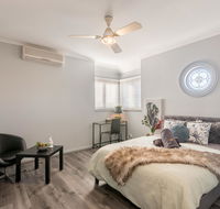 Boutique Private Rm situated in the heart of Burwood7 - Gold Coast 4U
