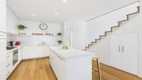 Boutique Stays - Port Haven - Gold Coast 4U 2