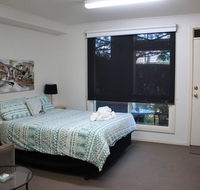 Box Hill Studio 3 at Canterbury Gardens - Gold Coast 4U