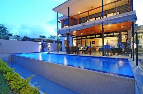 Bramston Beach - Luxury Holiday House - Accommodation Gold Coast 0