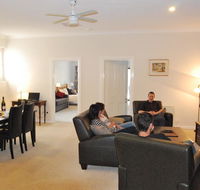 Brayfield Cottage - Gold Coast 4U