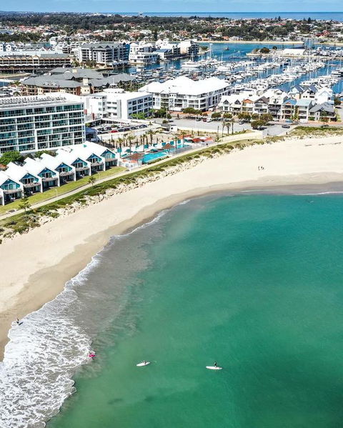 Breakwater Short Stay - Accommodation Gold Coast 3