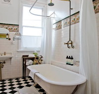 Breathtaking Views In Spacious Balmain House - Accommodation Gold Coast