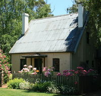 Brickendon - Accommodation Gold Coast