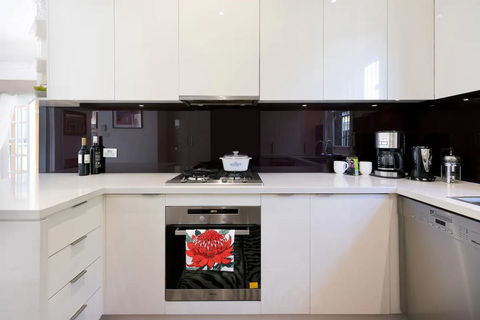 Bright And Elegant Executive 3 Bedroom Family Home - Accommodation Gold Coast 1