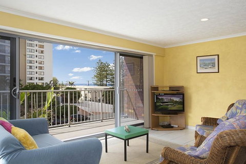 Britannia - Accommodation Gold Coast 3